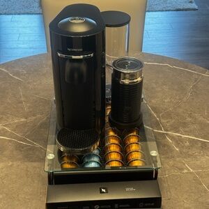 Nespresso VertuoPlus Deluxe Coffee Espresso Machine w/ Black Aeroccino and Tray